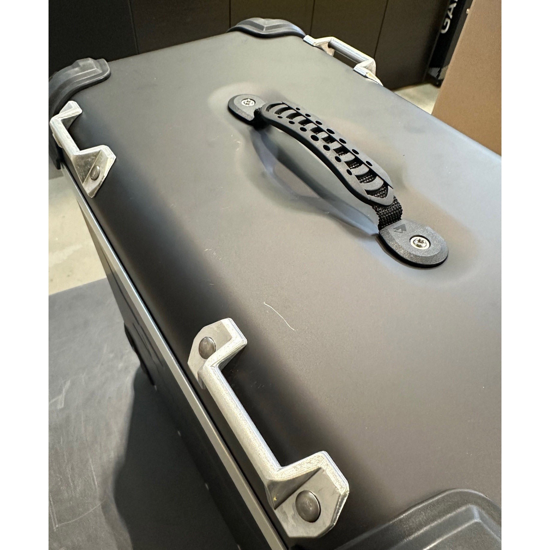 OPEN BOX - ZEGA EVO X Special Side Cases – MotoMotto