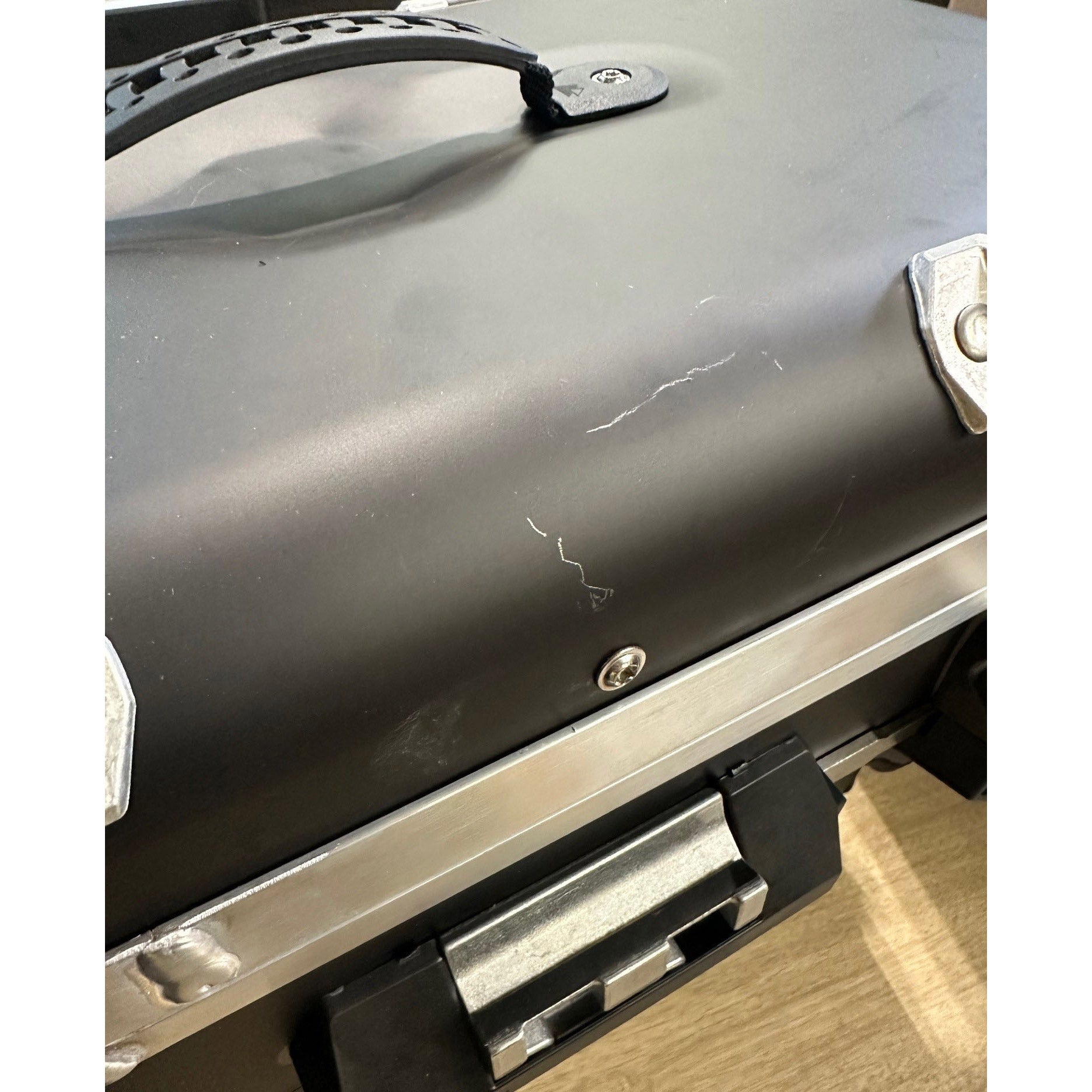 OPEN BOX - ZEGA EVO X Special Side Cases – MotoMotto