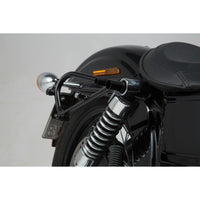 Support Latéral Droit SLC - Harley-Davidson Dyna 09-17