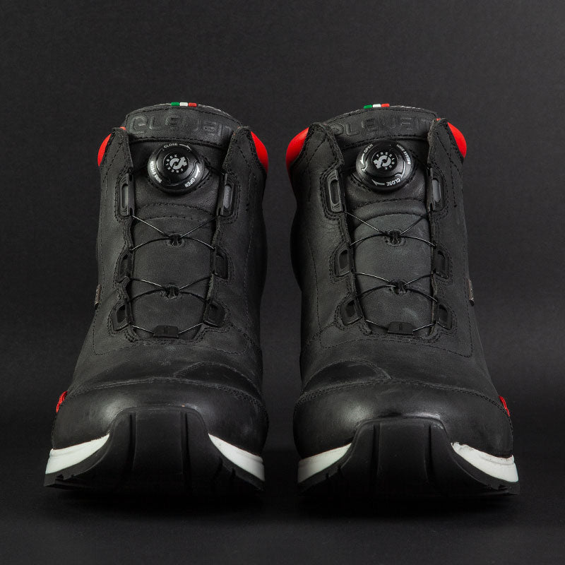 Versus Black/Red Men Touring Sport Boots